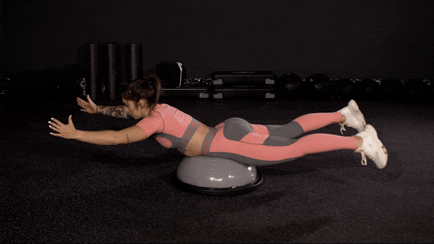 Kako izvajati vajo Superman na ravnotežni polžogi?