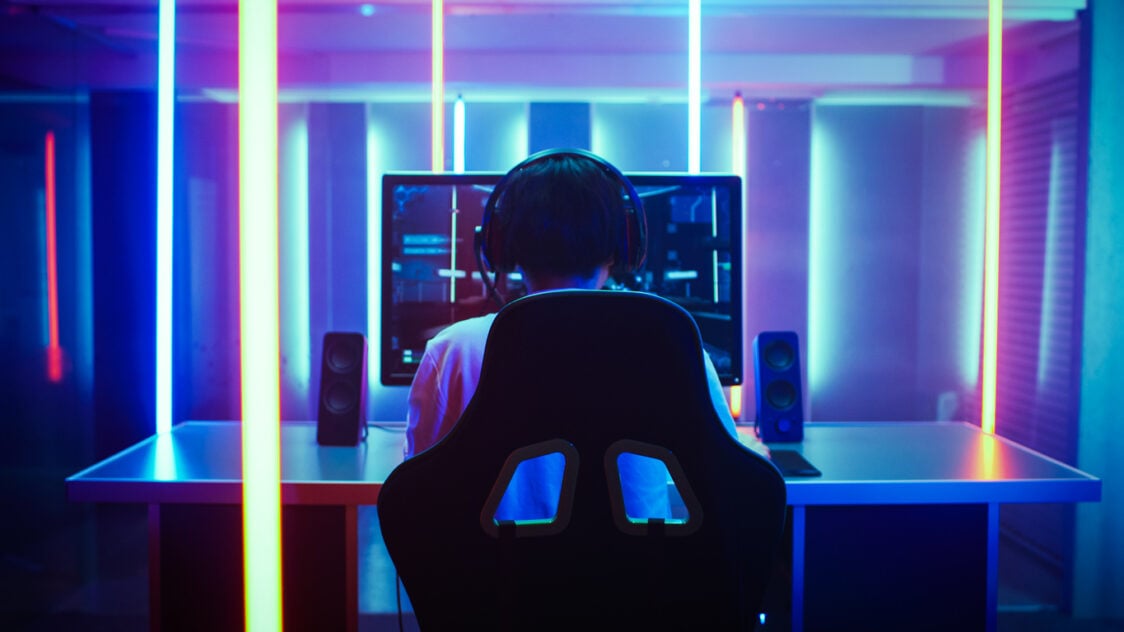 Gamerji vs. e-športniki