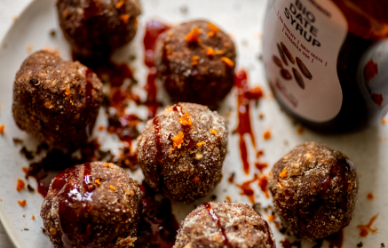 Fitnes recept: Kroglice z okusom korenčkove torte brez peke