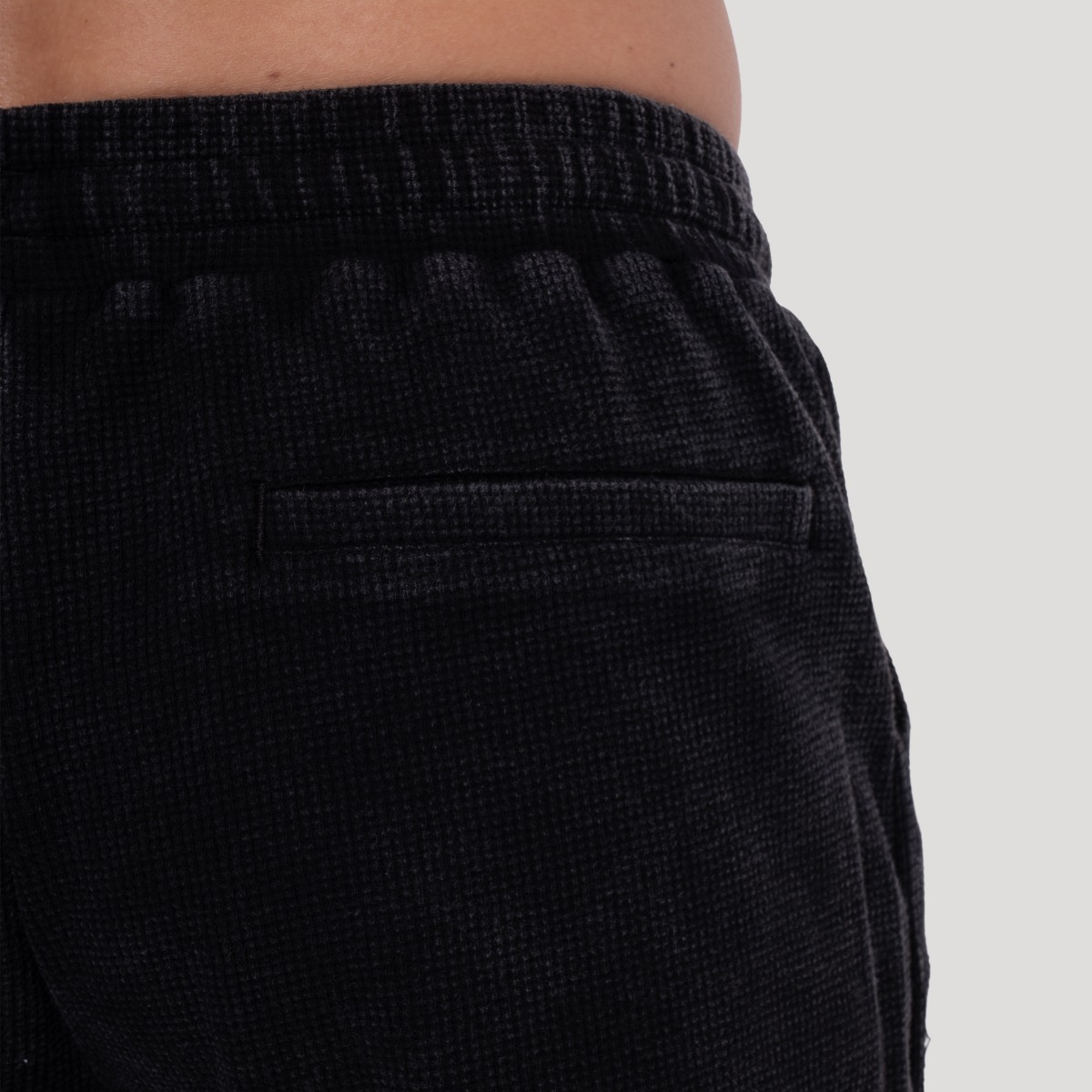 GymBeam Kratke hlače Persistence Washed Brown · záber 7