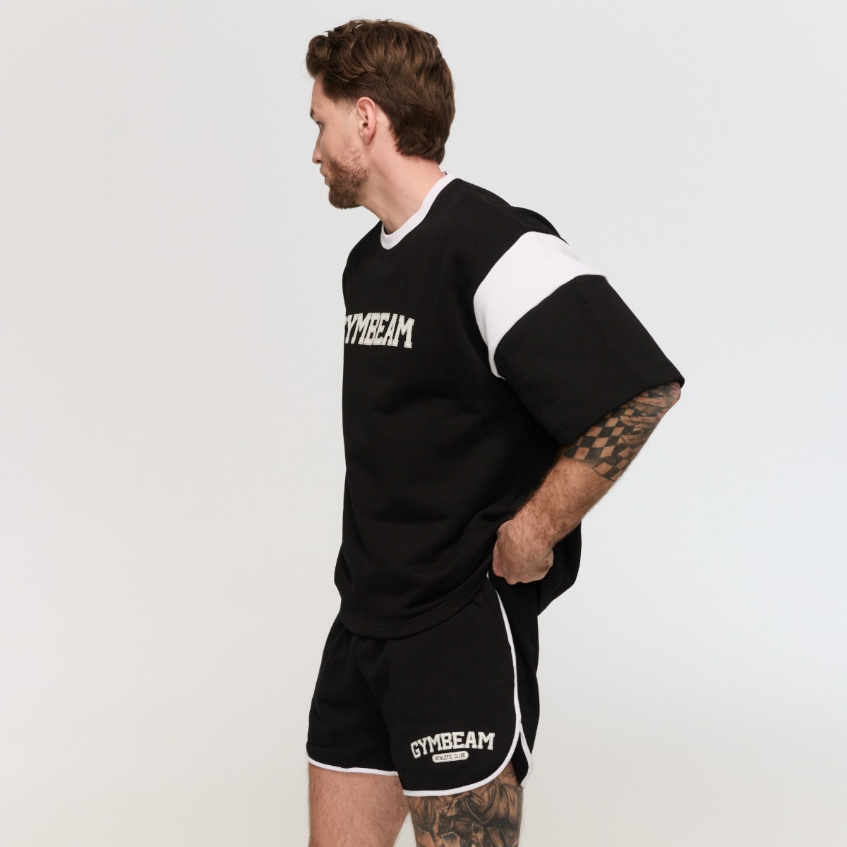 GymBeam Majica Premium Heavyweight Varsity Black - Velikost: S | Barva: čierna | Teža: 0,5912 g | Pakiranje: 23 · záber 10