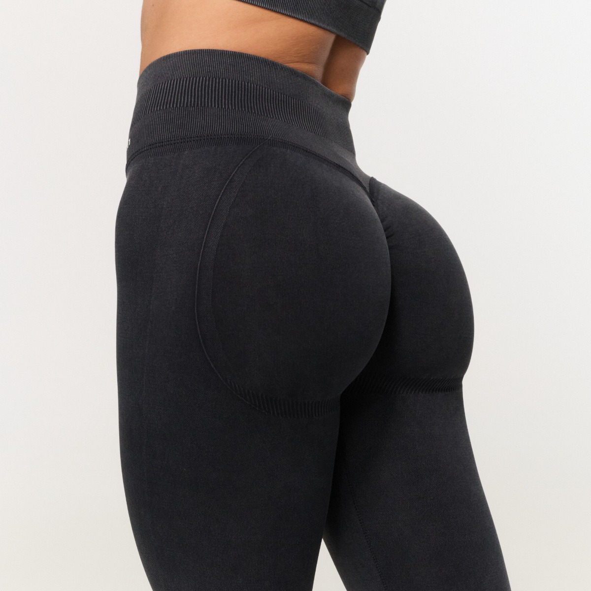 Ženske brezšivne hlače Fierce Dark Grey - GymBeam