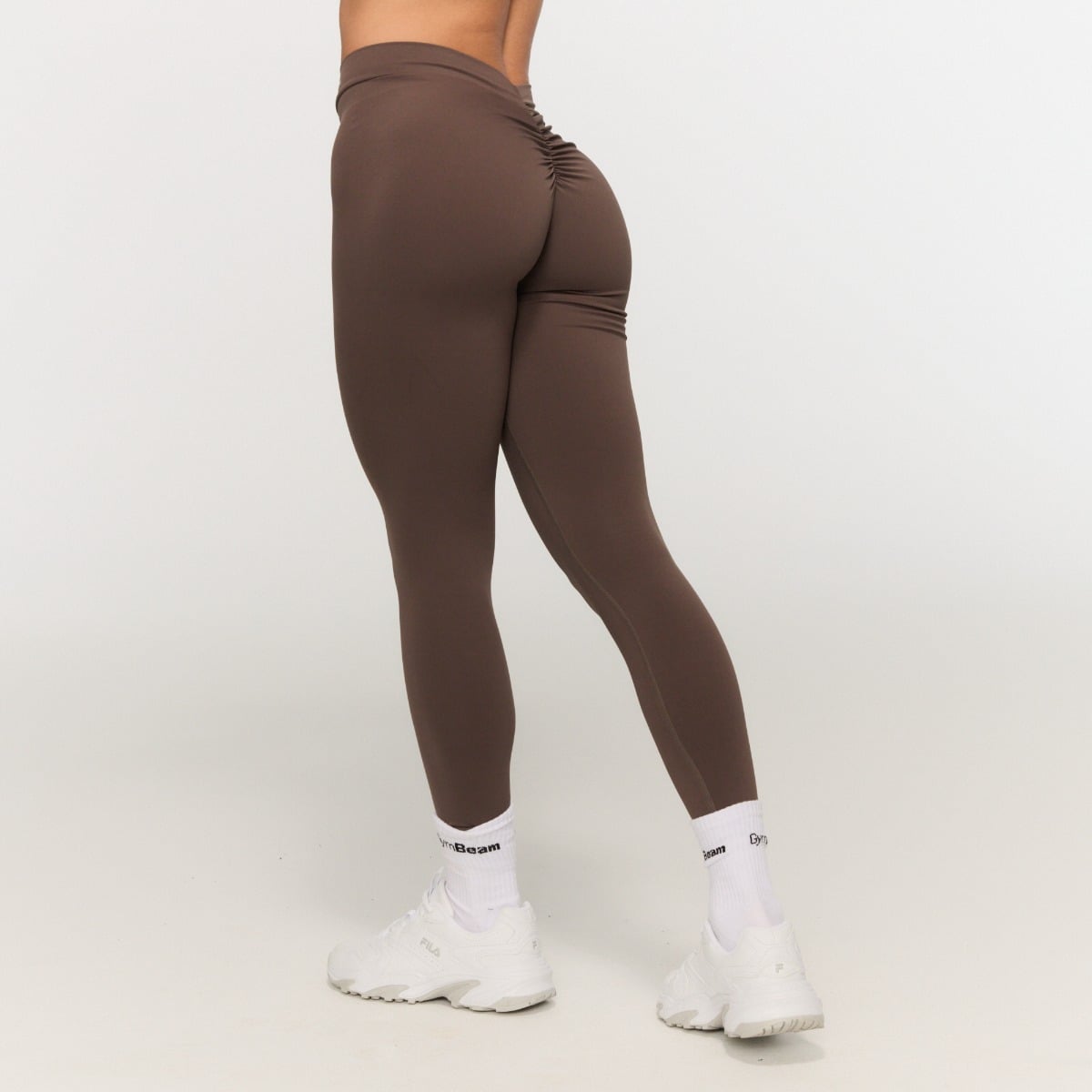 Ženske pajkice Fierce V-back Cappuccino - GymBeam