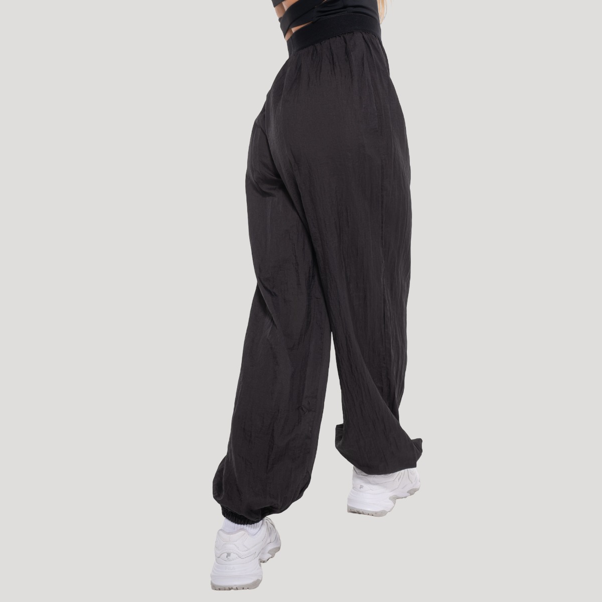 Ženske hlače Flow Black - GymBeam