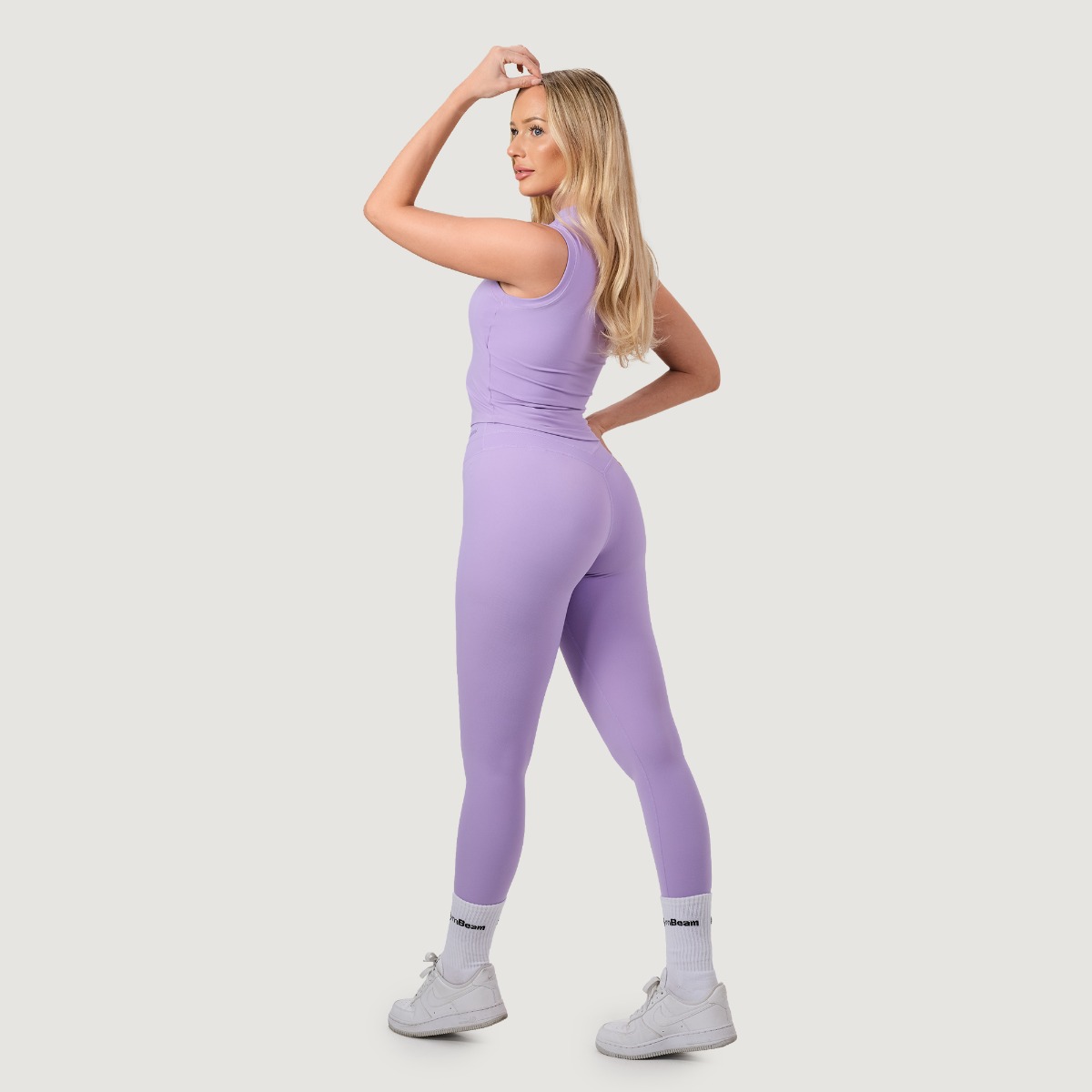 GymBeam Ženski top z dvignjenim ovratnikom NEO Iris - Velikost: XS | Barva: fialová | Teža: 0,105 g | Pakiranje: 90 · záber 8